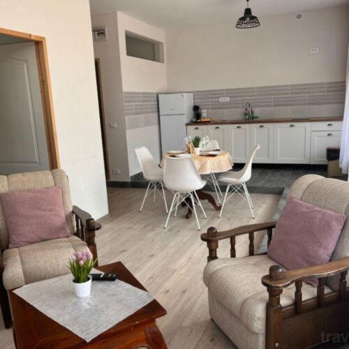 Premont Studios Ghimbav Buitenkant foto